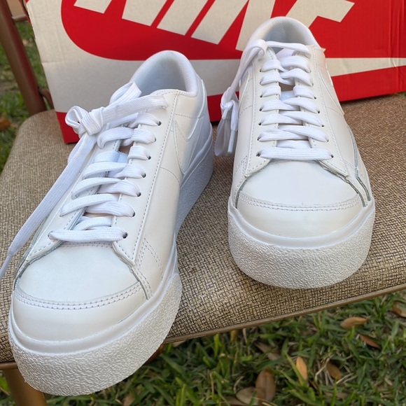 COPY - Nike Blazer Low Platform dj0292-100 women7 - Picture 3 of 8